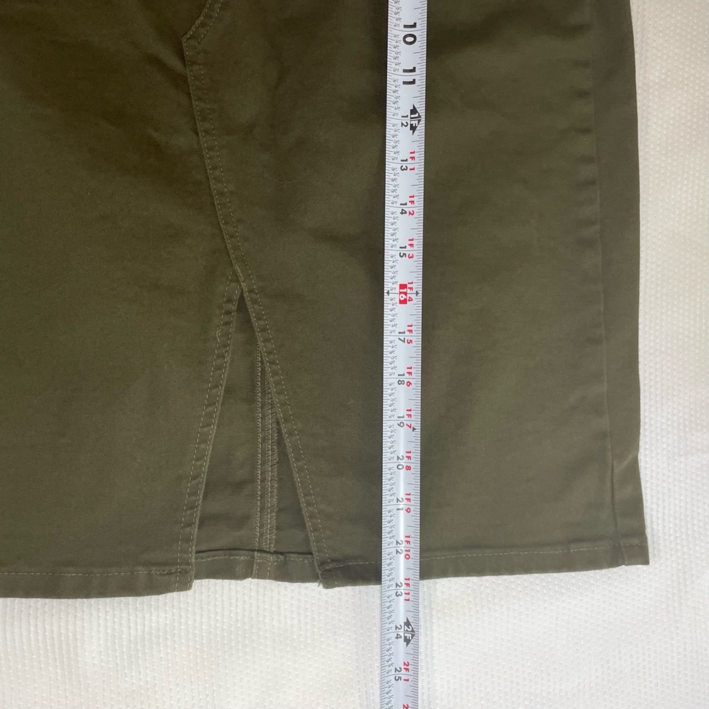 Banana Republic Olive Pencil Skirt - Picture 9 of 9